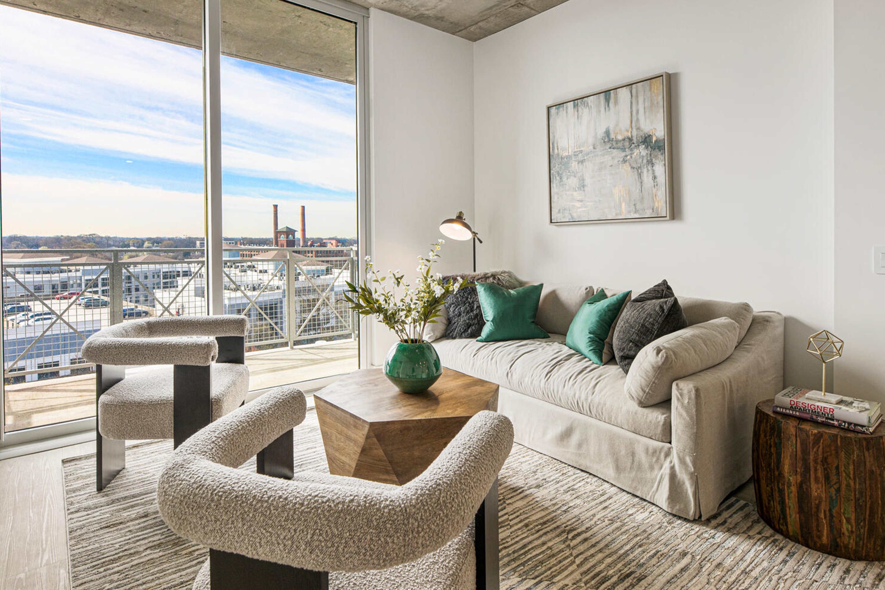Living Room with a view - 906
